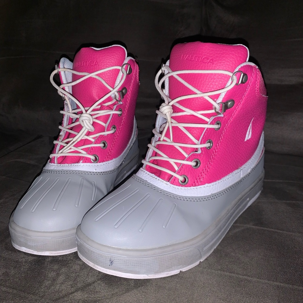Pink and grey Nautica boots!